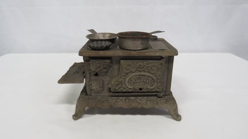 Vintage Cast Iron Childs Toy Wood Stove