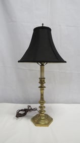 Virginia Metalcrafters 3017 Sheraton Brass Lamp