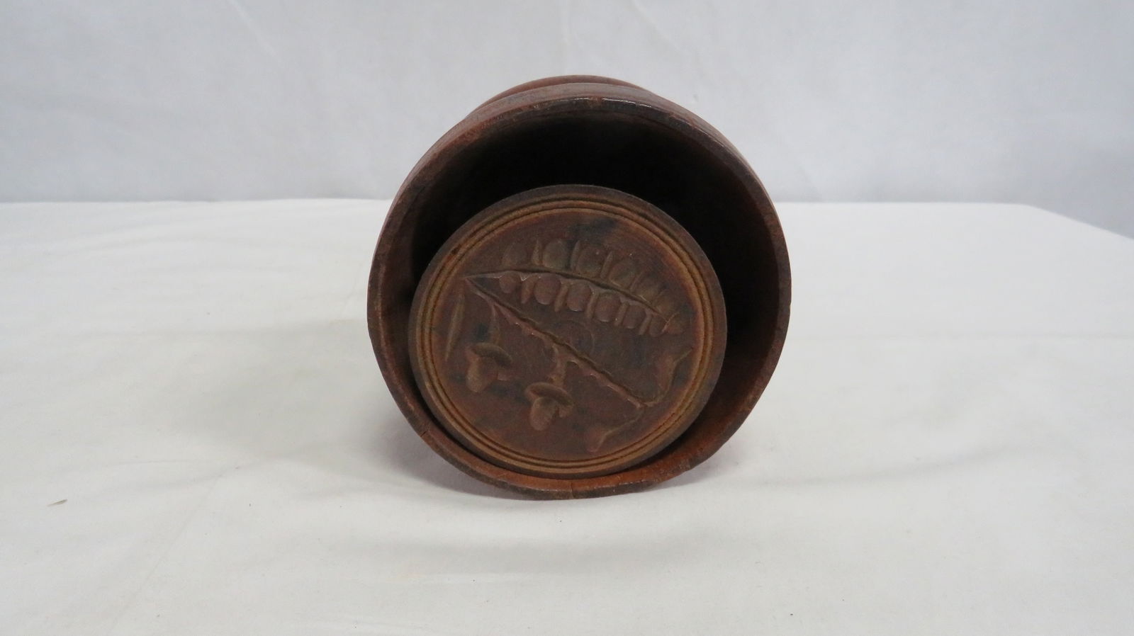 Primitive 1 lb Wood Butter Mold Acorn Pattern (1 of 4)