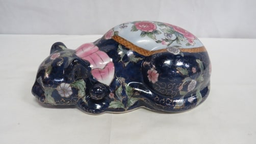 Vintage Chinoserie Sleeping Cat