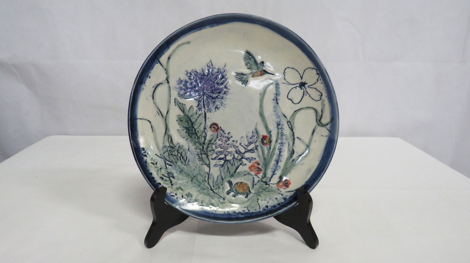 John & Jan Myers Art Pottery Hummingbird Plate (1 of 2)
