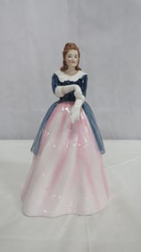 Vintage Royal Doulton Pretty Lady Maxine HN 3199