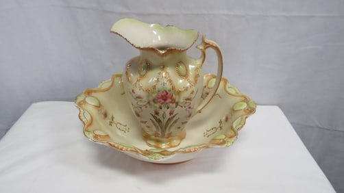 19th Century Victorian English Pitcher Wash Bowl