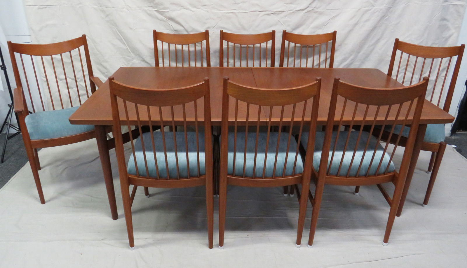 Danish MCM Teak Dining Suite Arne Vodder Sibast: Danish Mid Century Modern Teak Dining Suite by Arne Vodder for Sibast Mobler including: Dining Table, One Captains Chair, Seven Side Chairs, and Two Leaves; in Like New Condition, very well maintained
