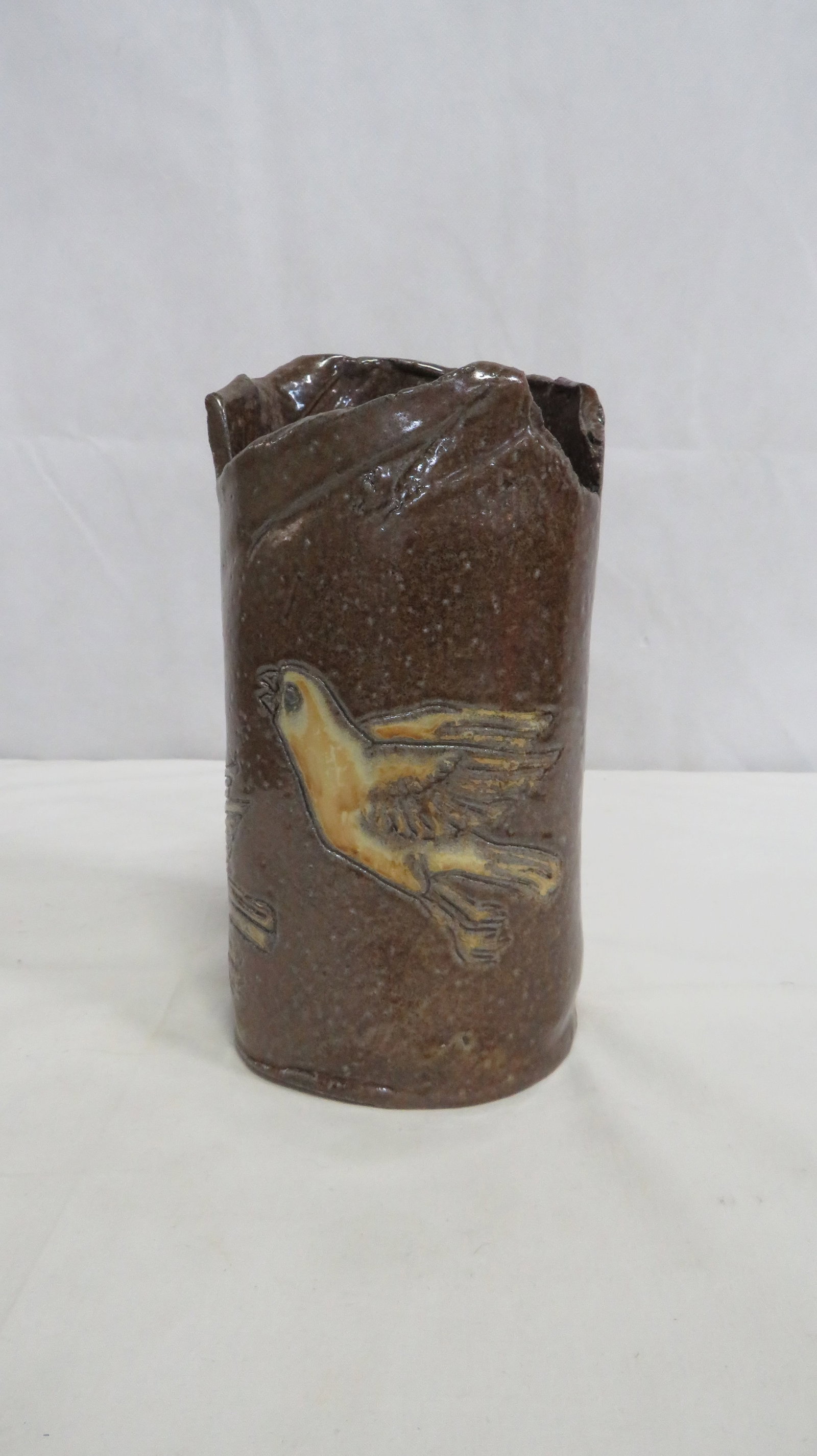 Vintage Signed Studio Art Pottery Birds in Flight: Vintage Signed Studio Art Pottery Birds in Flight in good condition. 8"H