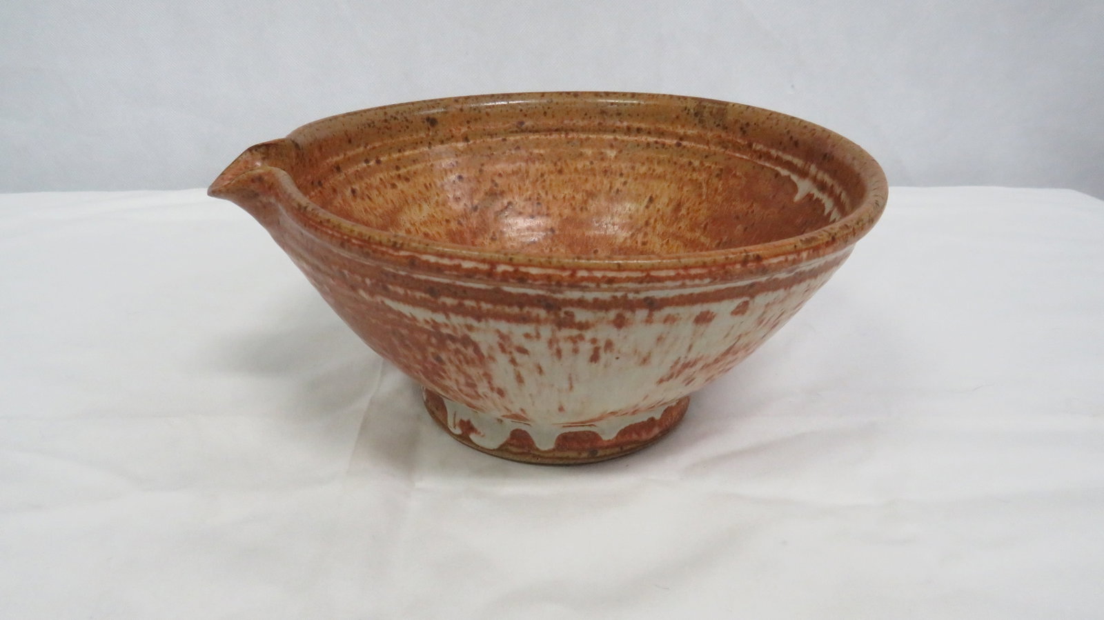 Vintage Signed Studio Art Pottery Batter Bowl: Vintage Signed Studio Art Pottery Batter Bowl in good condition. 4"H x 8.5"D