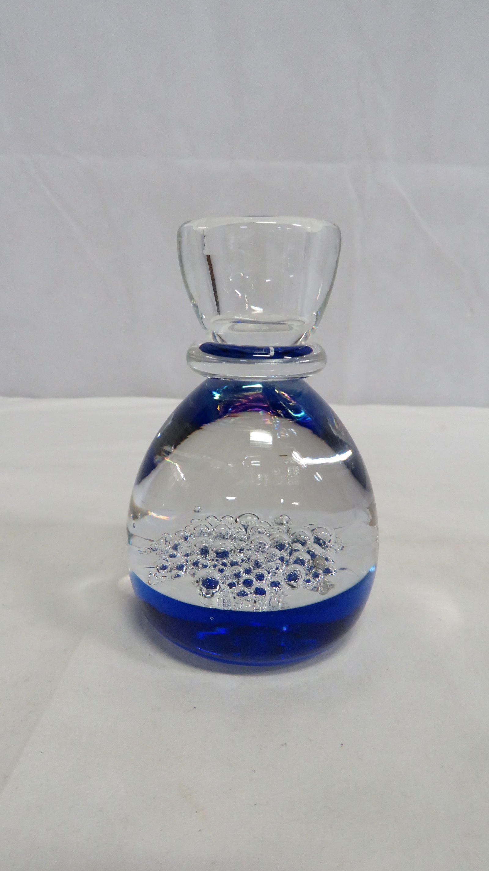 Vintage Cobalt & Clear Art Glass Paperweight: Vintage Cobalt & Clear Art Glass Paperweight in good condition.