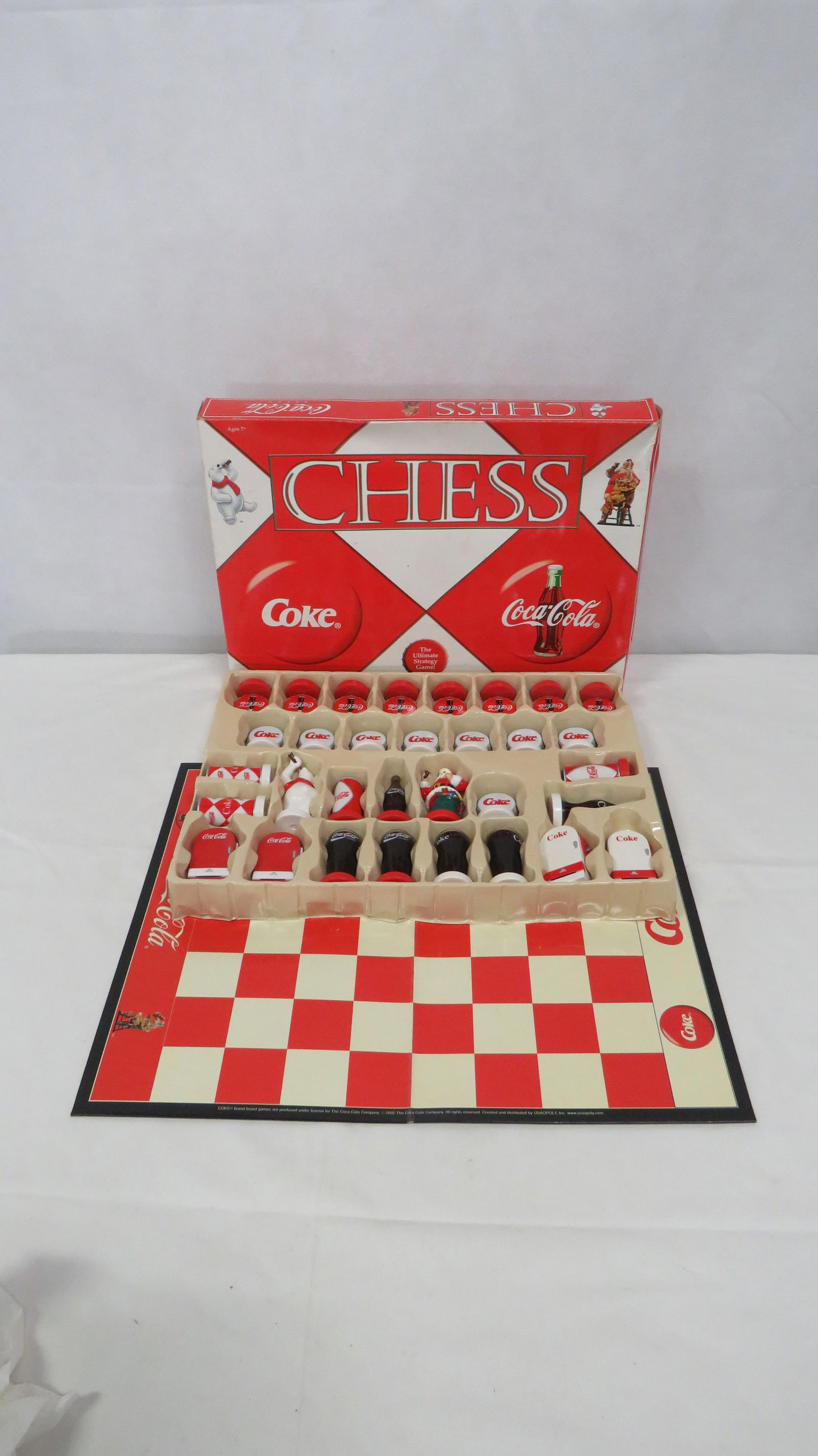 Limited Edition Coca Cola Coke Chess Set (1 of 4)