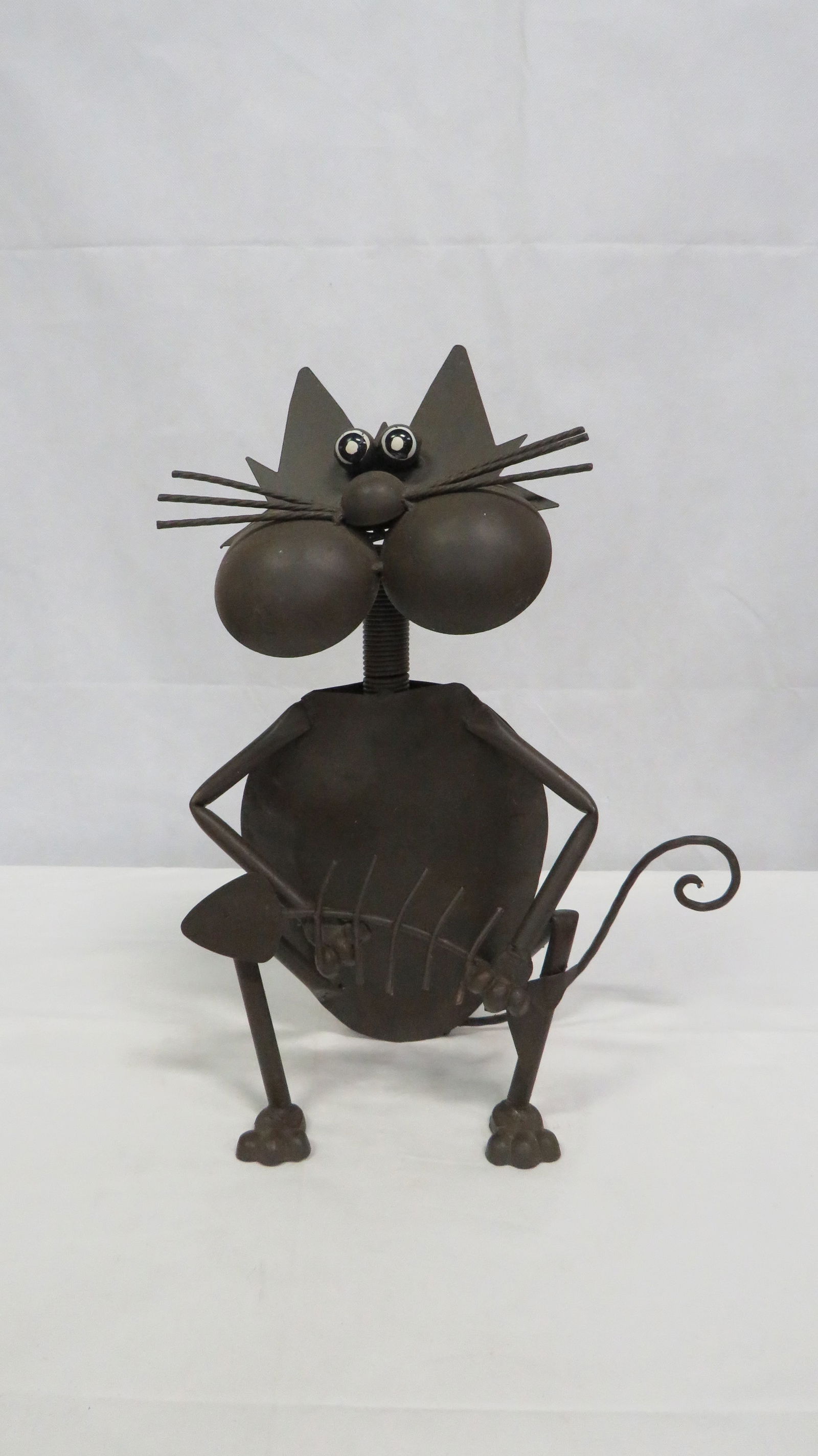 Metal Garden Art Bobble Head Cat (1 of 3)