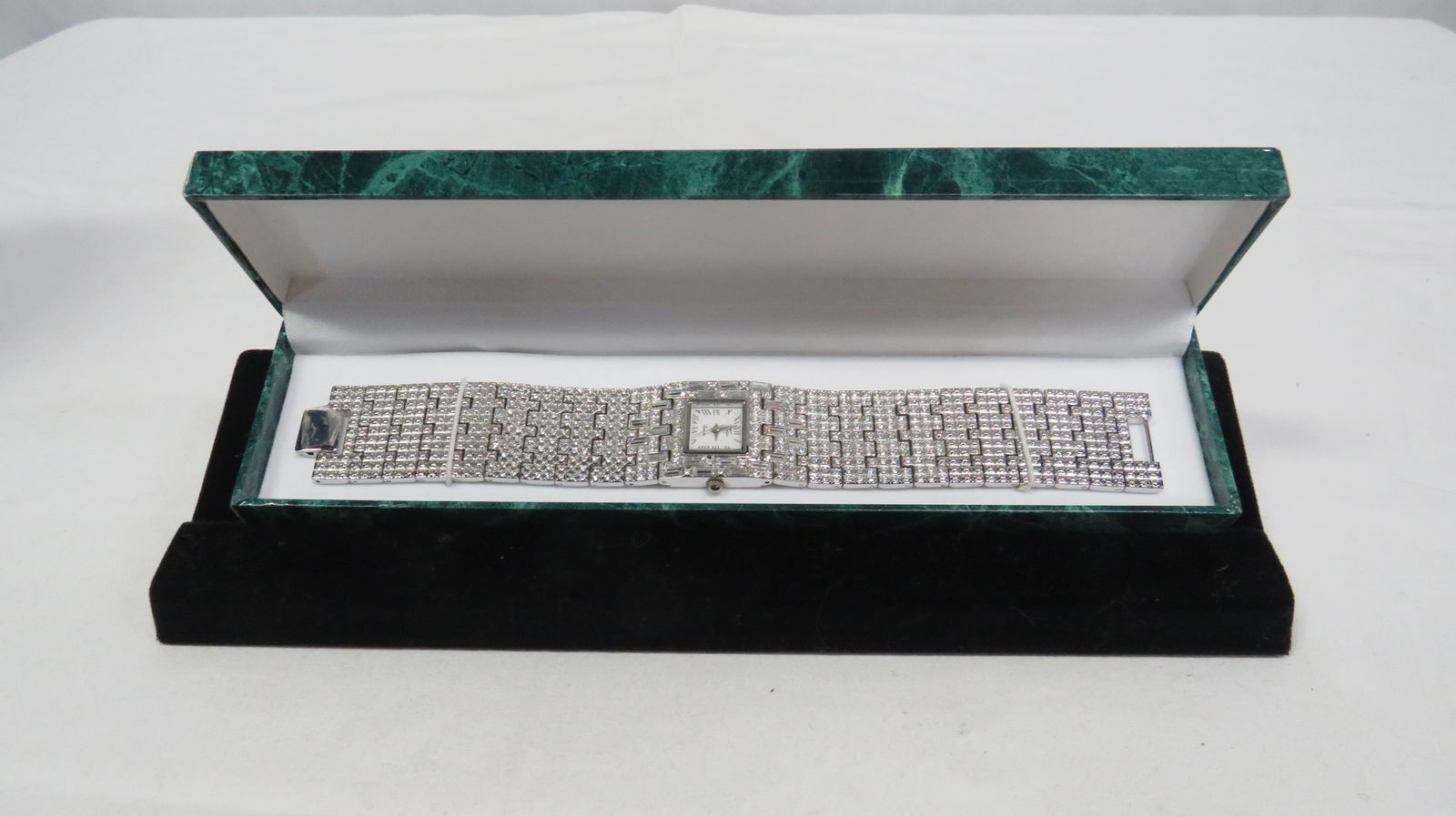 Suzanne Somers Collection Wide Band Crystal Watch (1 of 3)