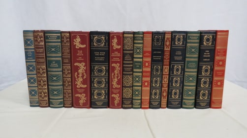 16 Classic International Collectors Library Books