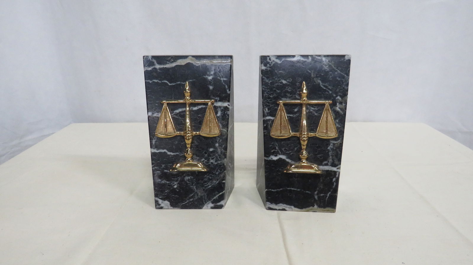 Vintage Scales of Justice Marble Lawyer Bookends: Vintage Scales of Justice Marble & Brass Lawyer Bookends in good condition. 8"H x 5"W