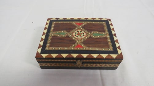 Vintage Inlaid Marquetry Lacquered Wooden Box