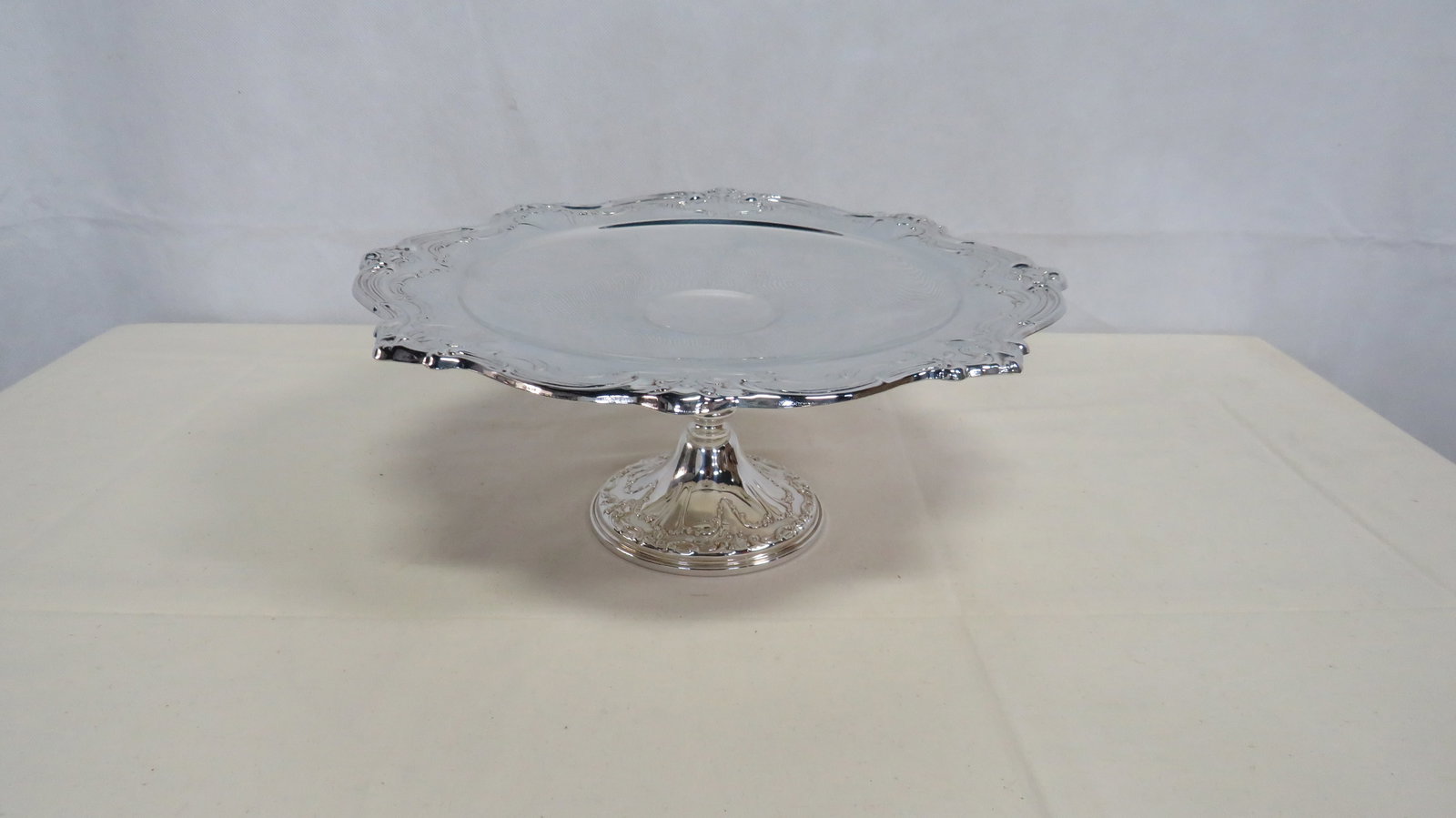 Large Chantilly by Gorham Silverplate Compote (1 of 5)