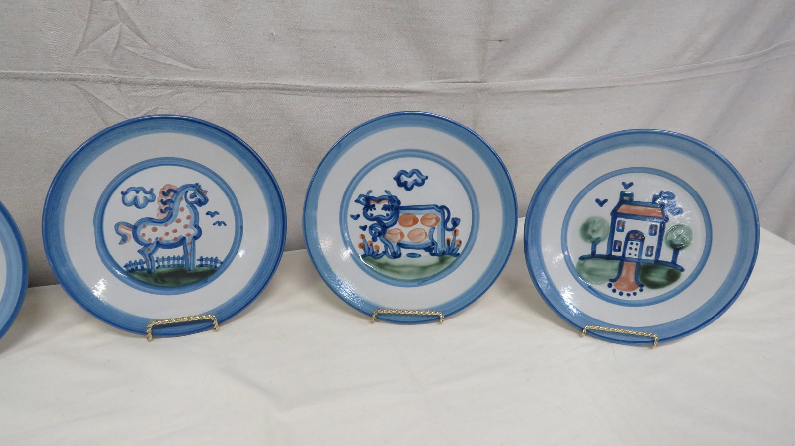 Eight 9" Hadley Pottery Plates - 3