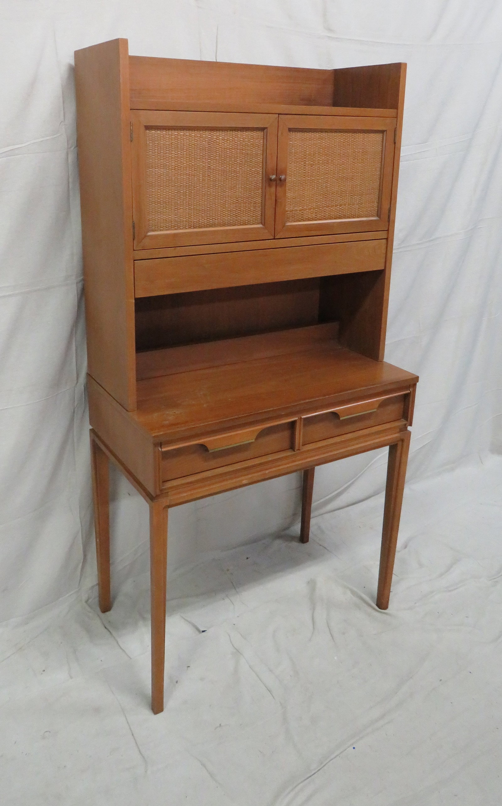 MCM Basic-Witz Desk with Hutch - 2