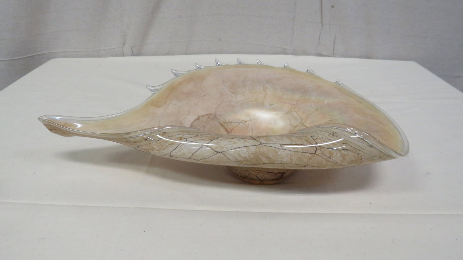 Vintage Art Glass Conch Shell Form Center Bowl (1 of 5)