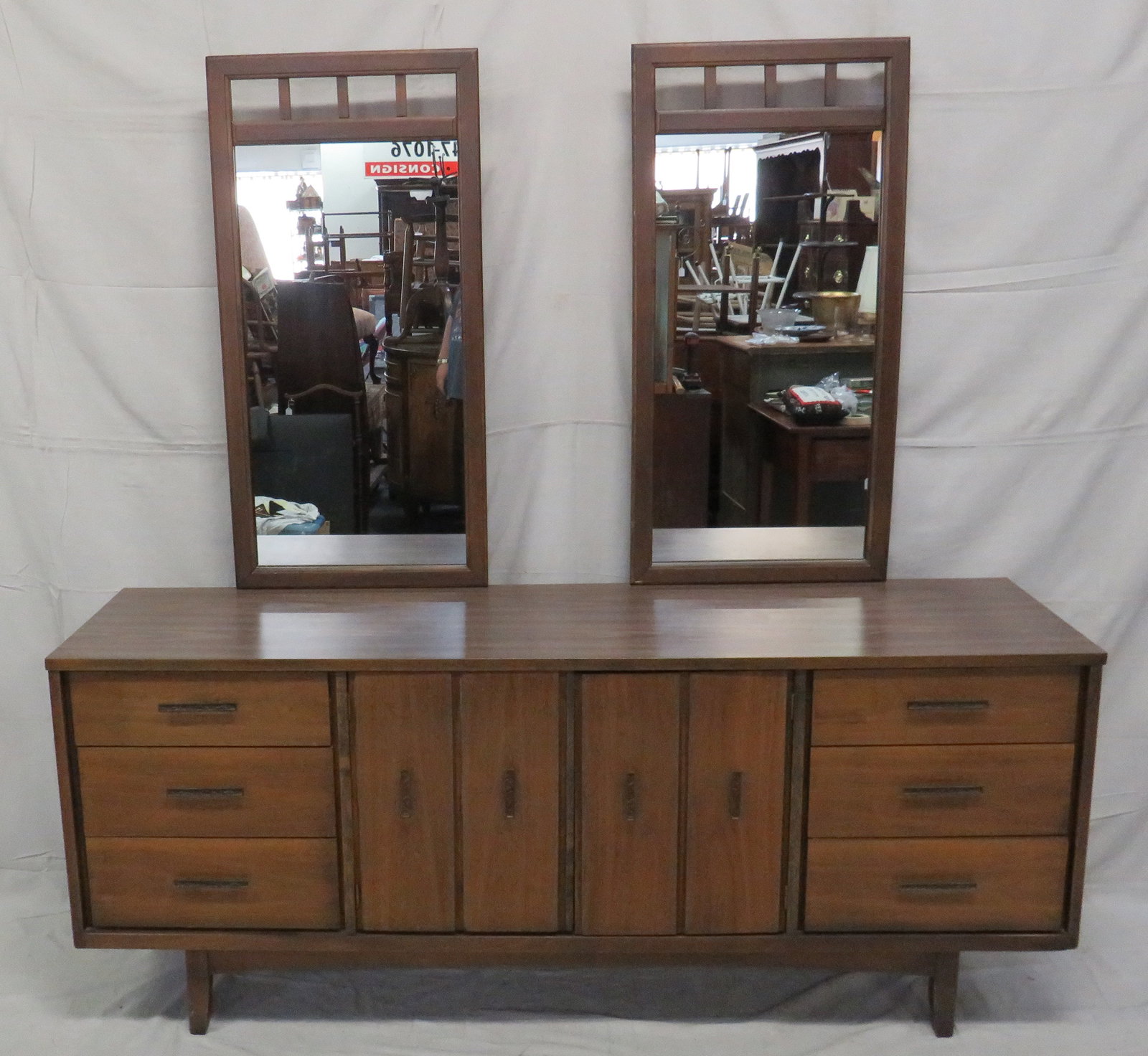 Mid Century Modern Dresser with Two Mirrors (1 of 3)