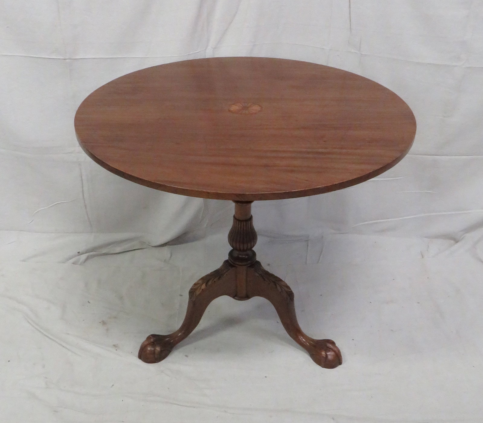 Georgian Mahogany Tilt Top Occasional Table: Georgian Mahogany Tilt Top Occasional Table in good condition, Inlay Center, 29''H x 34''W x 34''D