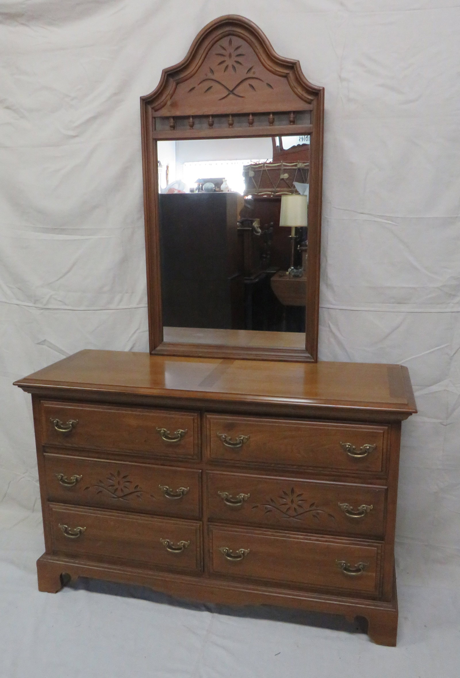 Penn Colony by Broyhill Premier Dresser & Mirror (1 of 5)
