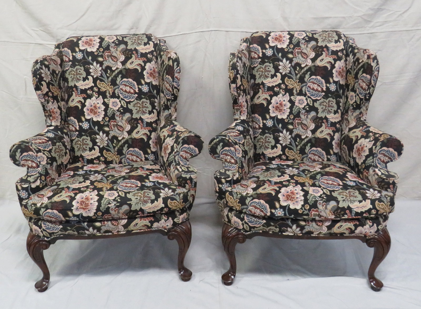 Pair of Drexel Heritage Georgian Wingback Chairs: Pair of Drexel Heritage Georgian Style Wingback Chairs in good condition, with arm covers, Traditional Jacquard Woven Floral Tapestry Upholstery, Looks Like New, 43''H x 37''W x 33''D
