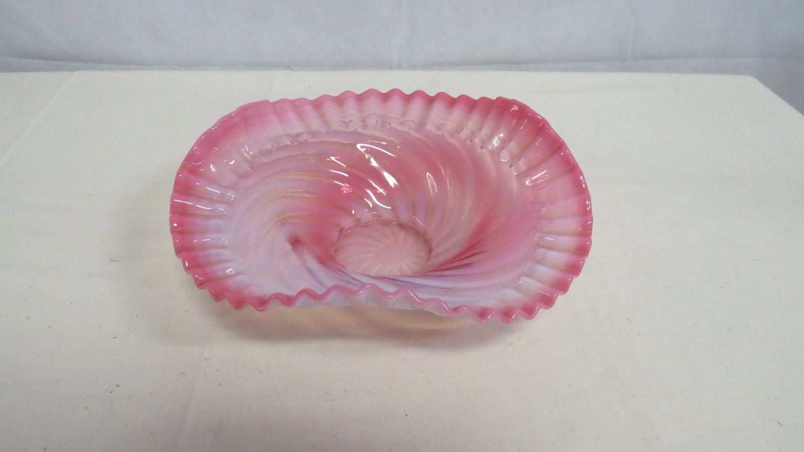 Vintage Cranberry Opalescent Ruffled Brides Bowl (1 of 4)