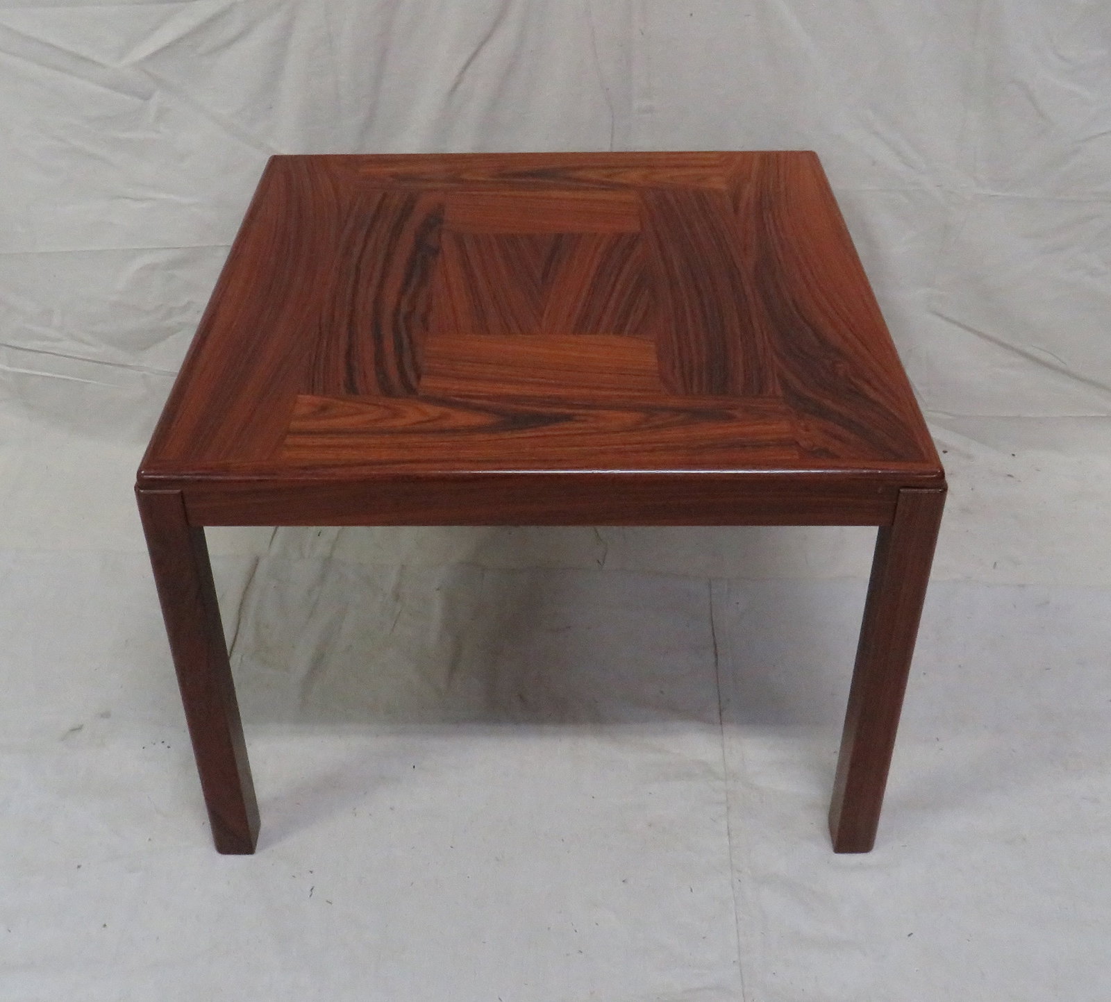 Danish Modern Rosewood Side Table: Danish Modern Rosewood Side Table by Velje Stole Mobelfabrik in good condition, 20''H x 28''W x 28''D