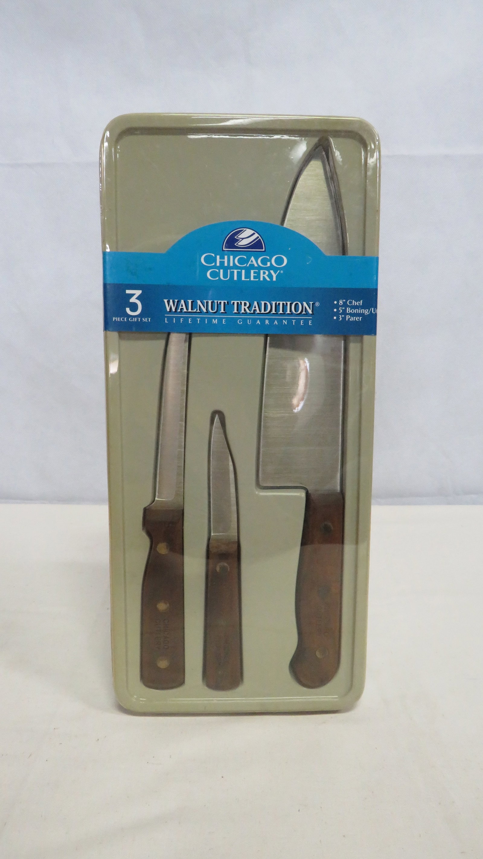 Chicago Cutley 3pc Walnut Tradition Chef's Knives: Chicago Cutley 3pc Walnut Tradition Chef's Knives in new condition. Original packaging. Package measures 14.5" x 6.5"