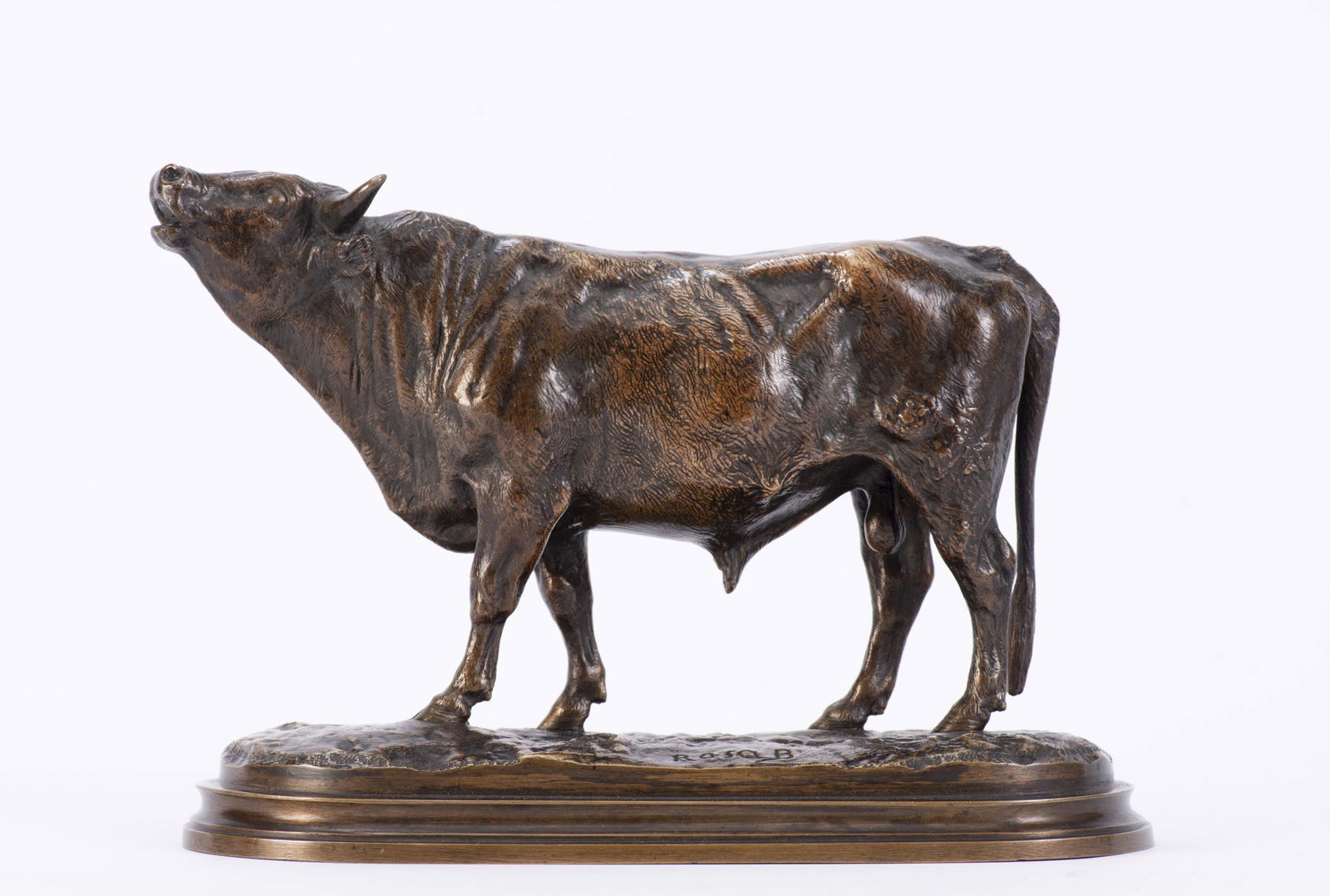 Rosa Bonheur (1822-1899) "Le taureau": Rosa Bonheur (1822-1899) "Le taureau". Bronze à patine médaille signé sur la base Rosa B. H. 15.3x21.5x10.1 cm