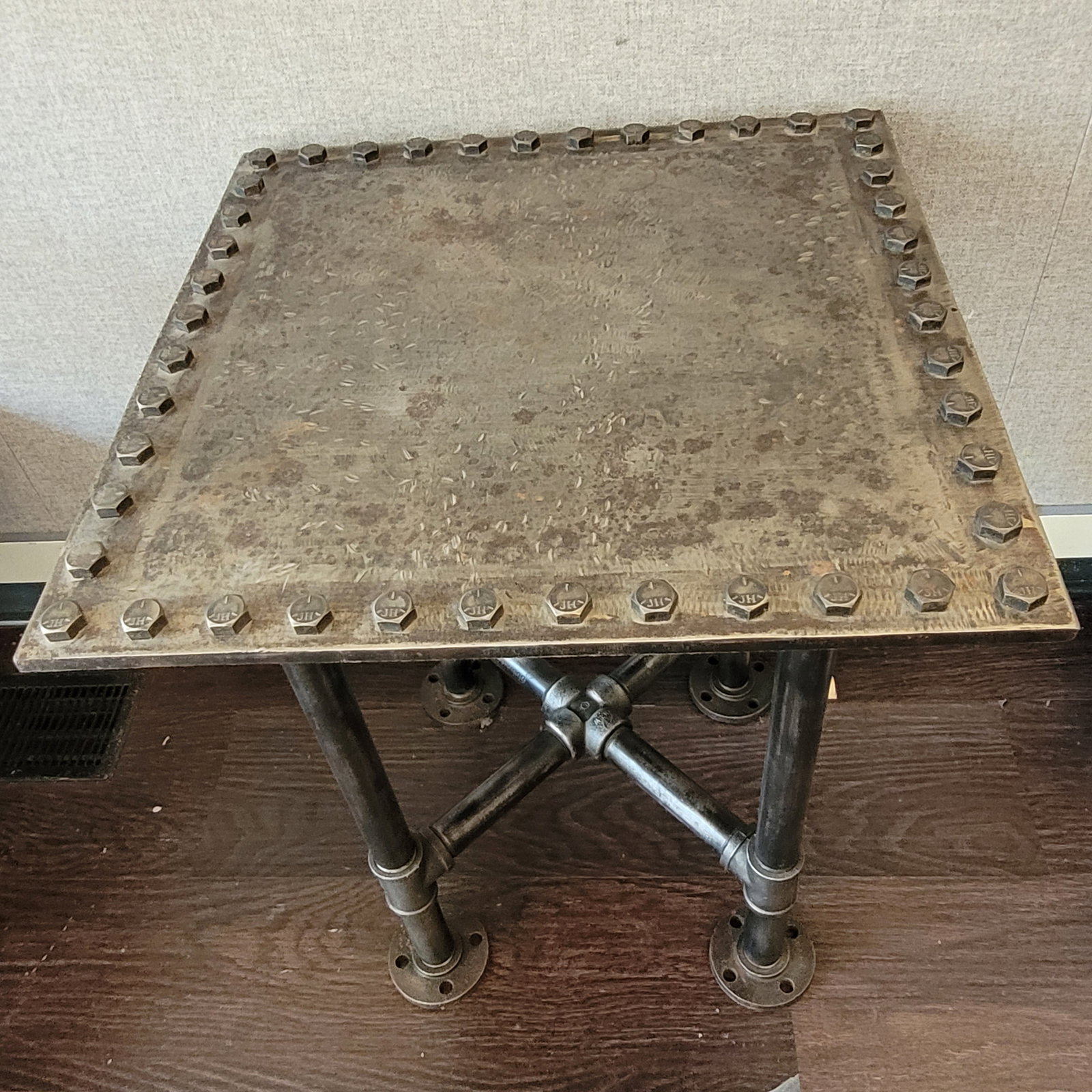 Solid Steel Instustrial Lamp Table - 2