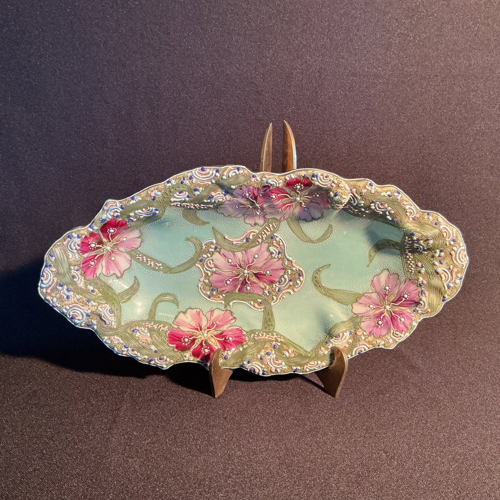 Nippon Moriage Scalloped Dish: Nippon Moriage Scalloped Dish with light green ground with floral pattern around edge in pinks, mauves and blues.