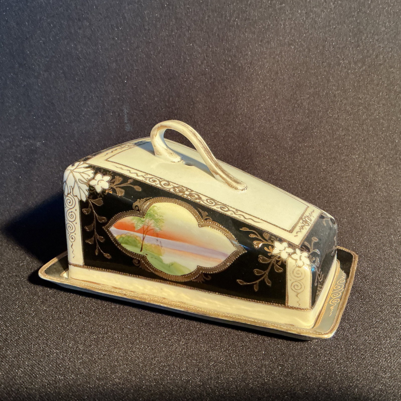 Nippon Covered Cheese Dish - 2