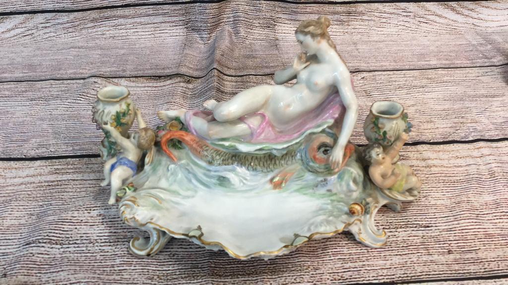 Capodimonte Desk Article: Nude Sits on Fish with Puti Form pen or brush holders on each side, 11" good condition, one puti arm has been repaired. See photo