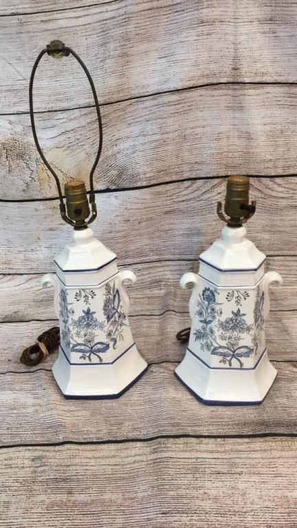 Pair Delft Style Table Lamps (1 of 3)