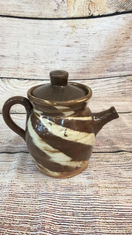 BB Craig Swirl Tea Pot (1 of 4)