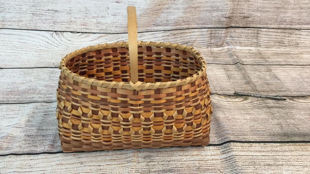 Cherokee White Oak Curl Decorated Market Basket (1 of 3)