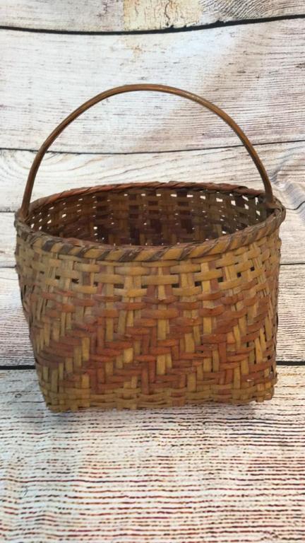 Cherokee Rivercane Berry Basket (1 of 5)