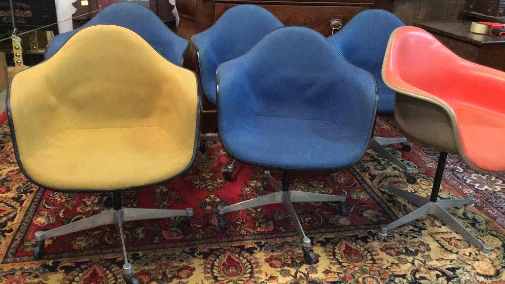 5 Herman Miller Molded Mid Century Chairs (1 of 3)