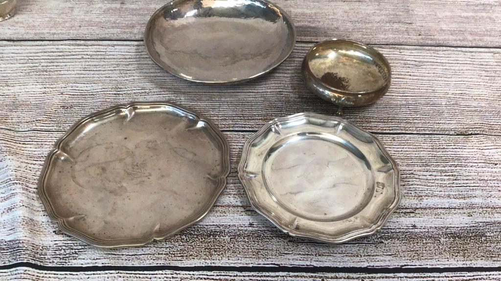 4 Table Articles (1 of 5)