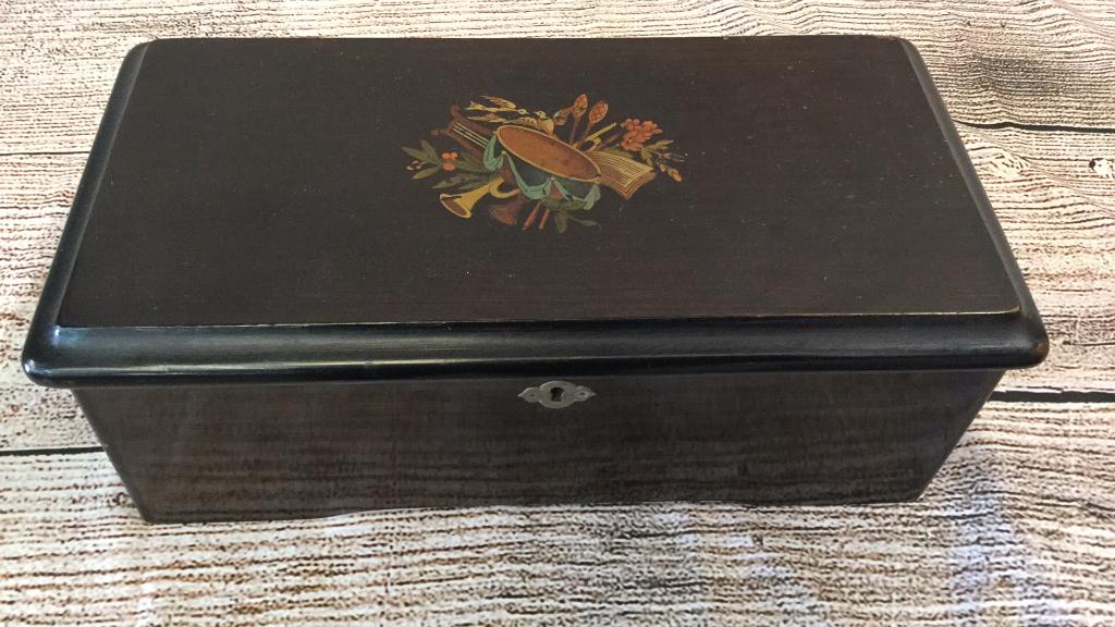 Columbia Swiss Cylinder  Music Box (1 of 5)