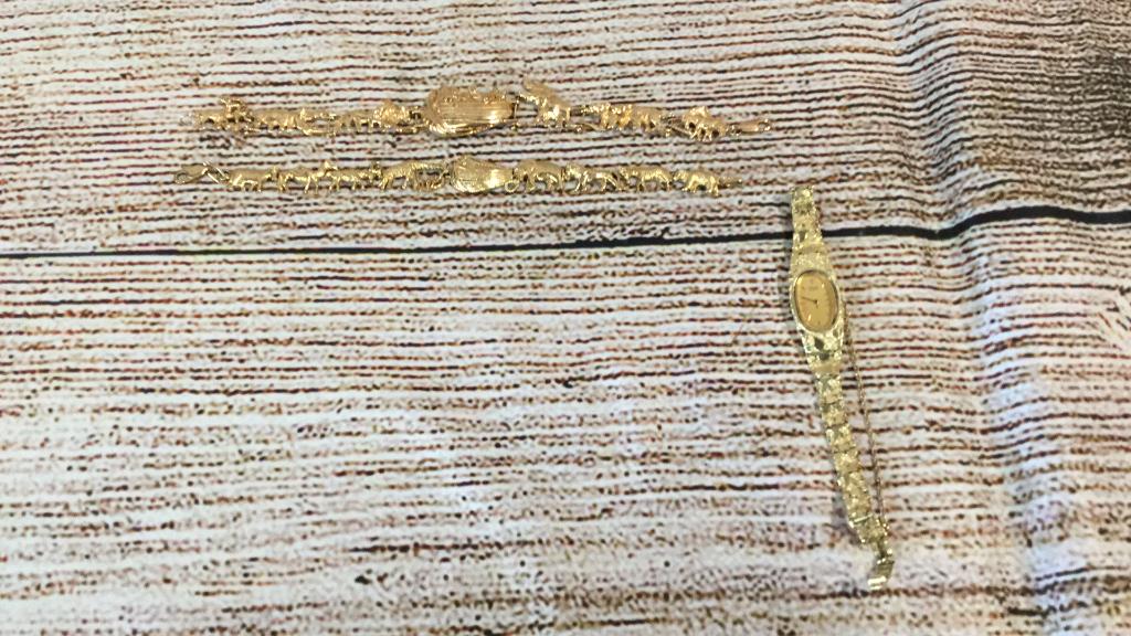 10 k Gold Bracelets, Seiko Watch (1 of 4)