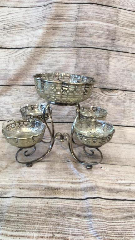 Victorian Plated Berry Set (1 of 3)