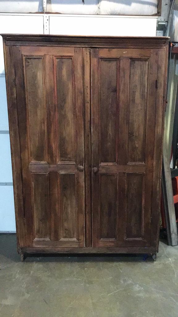 Early Heart Pine Linen Press: Paneled ends and doors, 85 x 56 x 21