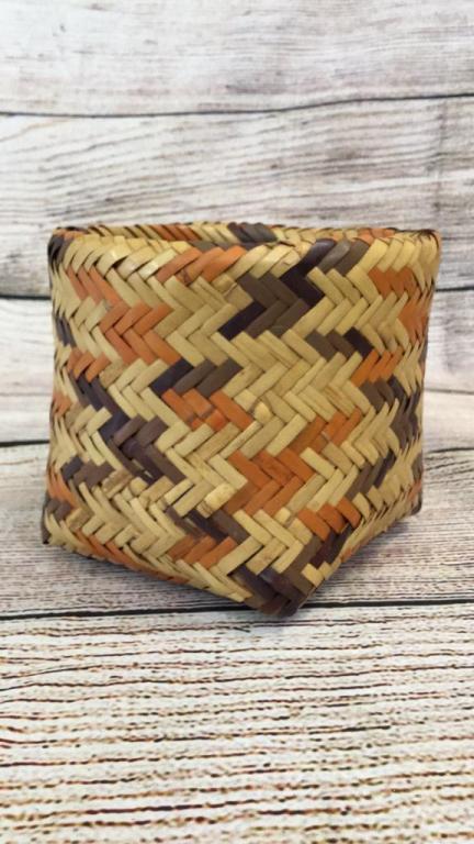 Cherokee Rivercane Double Weave Basket: Dyed Weavers ofBloodroot, Walnut and Butternut...nice tight basket 5 x 5 inches, has some age to it..no breaks