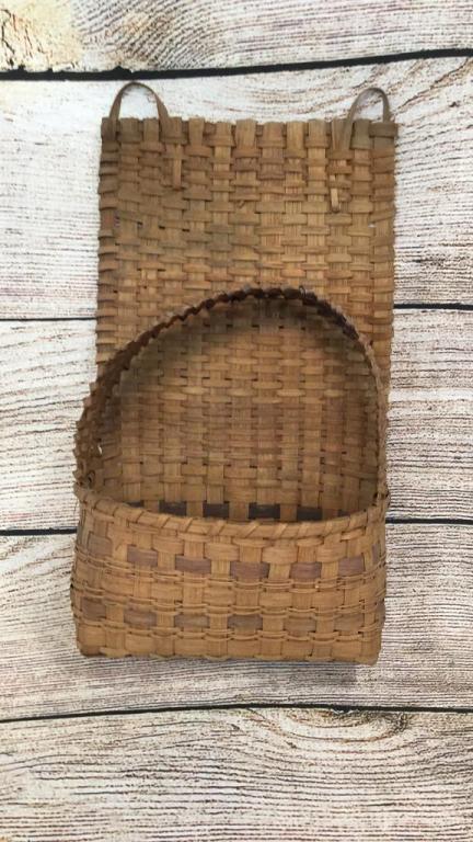Cherokee Split Oak Wall Pocket: 17 x 10..old dyed walnut weavers....and honeysuckle vine banding...this is an older form basket with a wide rim...some fading as expected with age