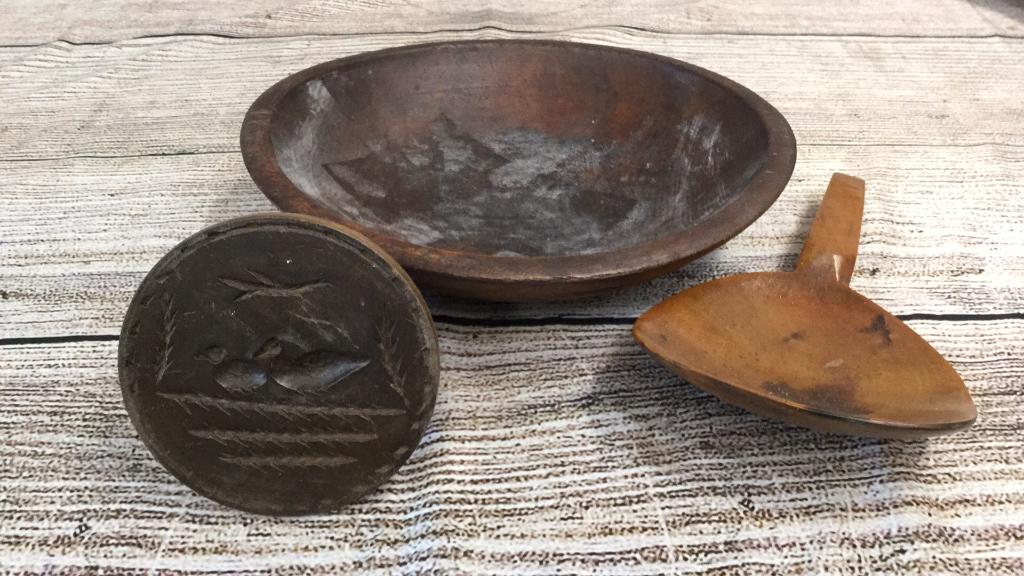 Butter Printer, Butter Paddle, Bowl: 11 inch bowl, butter printer with ducks or chickens, hand carved butter paddle...line 37, 104