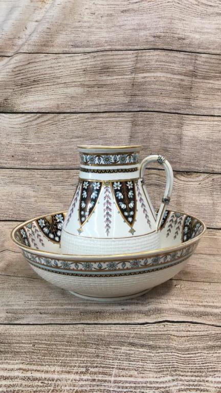 Minton Bow and Pitcher Set: 15 inch bowl...set has basketweave pattern gilt trims, both pieces stamped.....line 145
