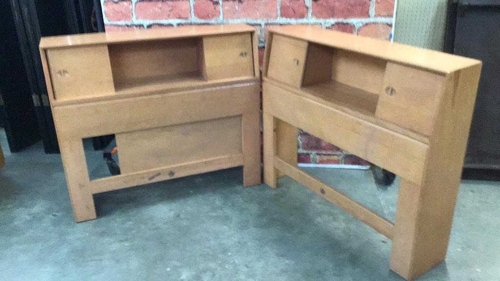 Pair Heywood Wakefield Headboards: Pair twins or king headboard Both stamped, champagne finish