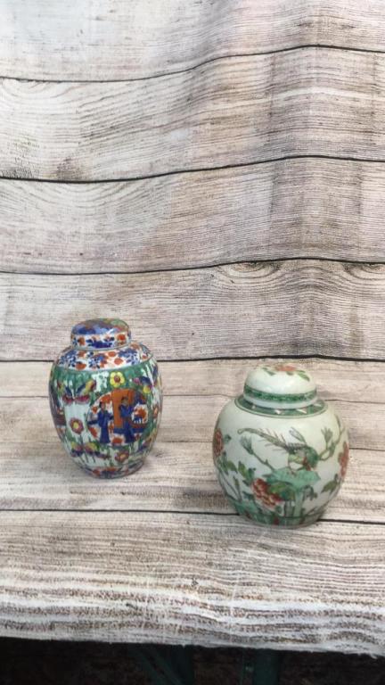 2 Lidded Porcelain Jars: 7 1/2 inch melon form jar 4 circular pictorial designs, 6 character blue mark....6 inch Famille jar...no marks...line91