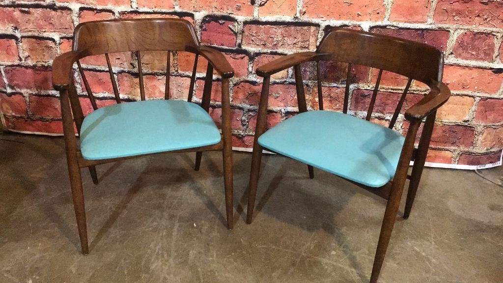 Pair Midcentury Armchairs by Baumritter (1 of 4)